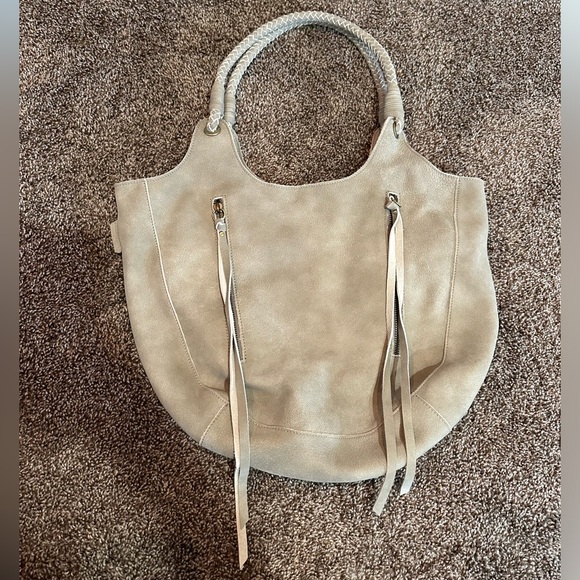 CHEN & DERINGTON | Women’s Shoulder Purse - Picture 2 of 9